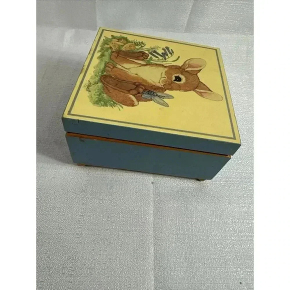 Bunny Rabbit Music Jewelry Box LK‎ POWELL Vintage 80s ***Please see pics*** - Picture 6 of 11